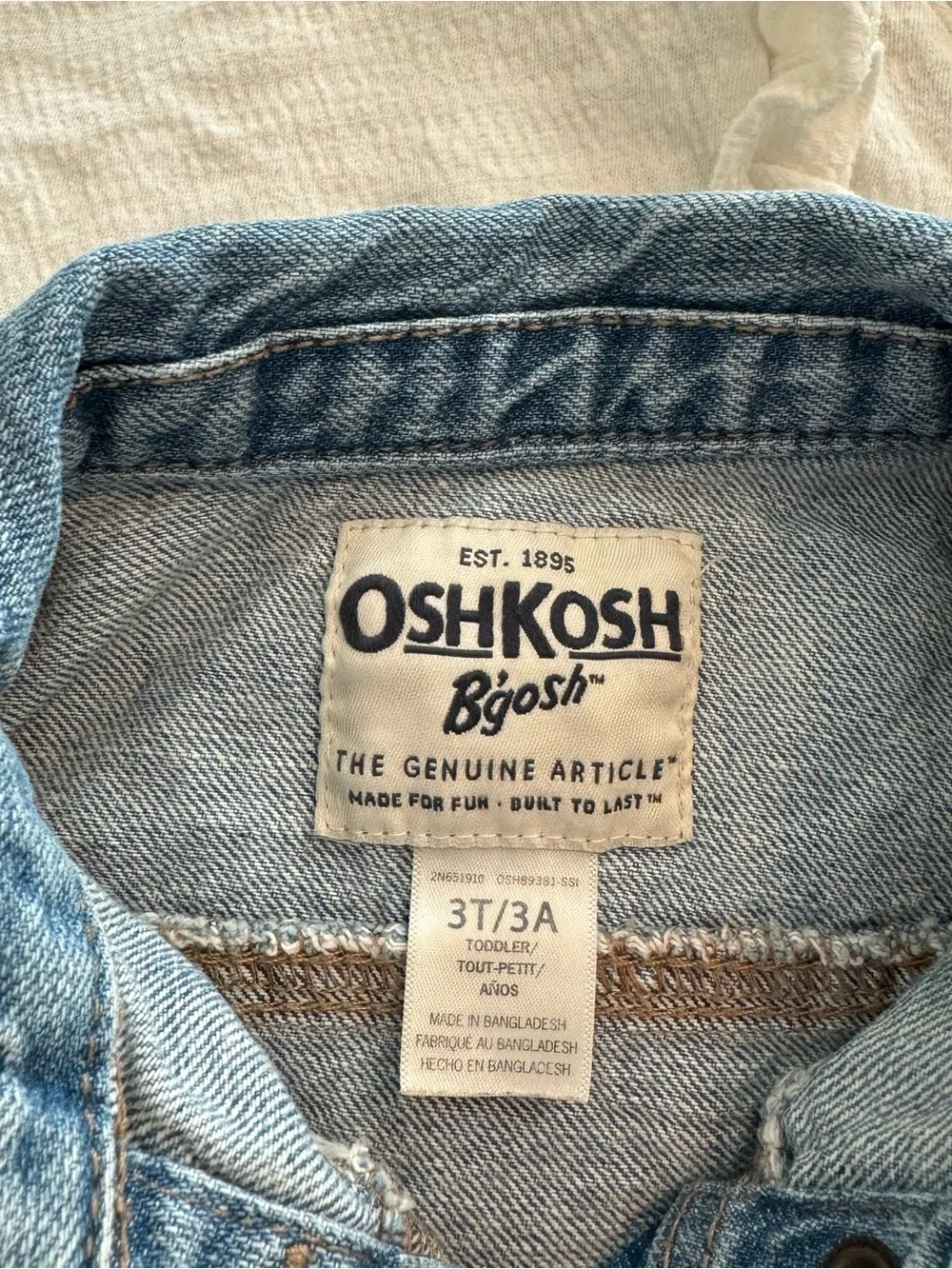 Girls 3T Denim Jacket & Long Sleeve T-Shirt Lot | OshKosh B'gosh and Cat & Jack